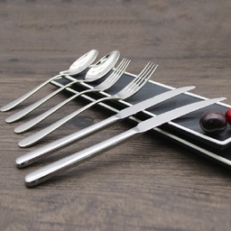 [PRES0003351] Dinner knife 18/10 Stainless Steel  23cm